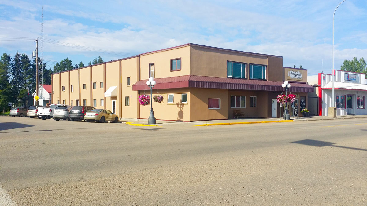 theatre place apartments